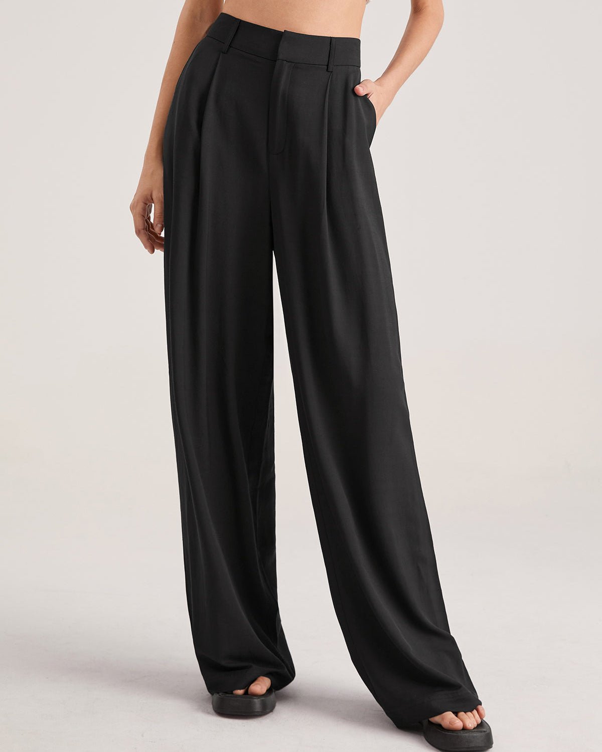 Karla | Vapaa Dressbukser