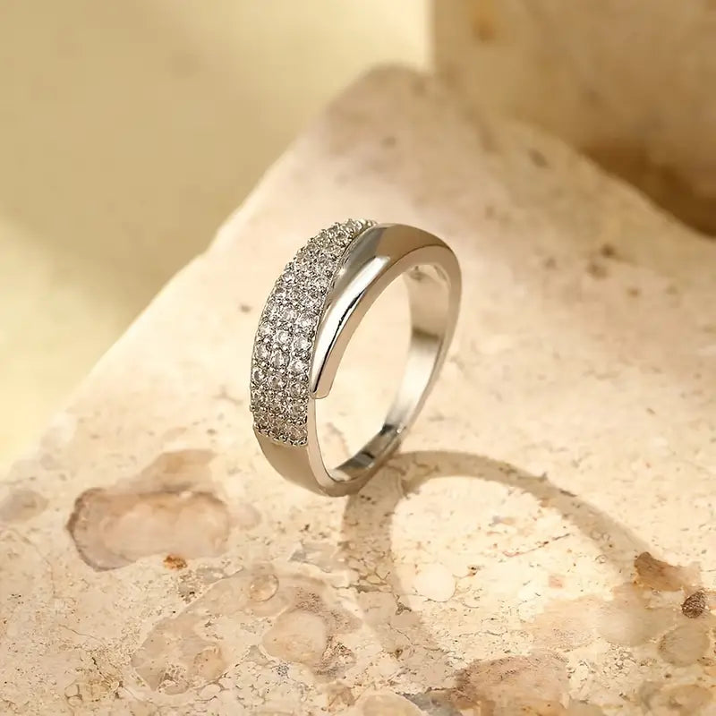 Elegant Guldring med Funklende Sten (1+1 GRATIS)