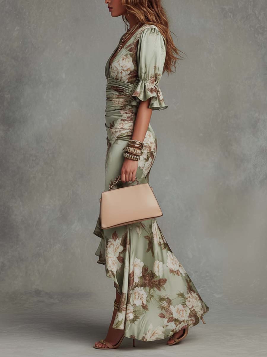 Anastasia | Lang kjole i satin med blomsterprint