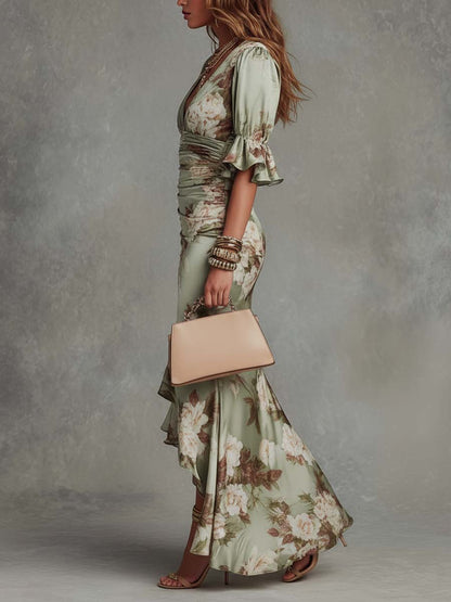 Anastasia | Lang kjole i satin med blomsterprint